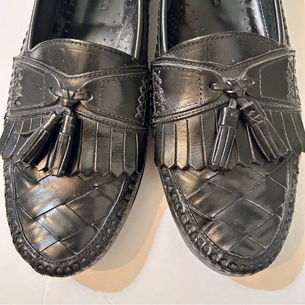 G.H. Bass & Co Black Leather Kilted Tassel Weave Loafer Shoes Mens 10.5M